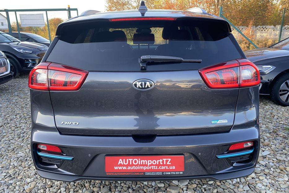 Продам Kia Niro 64kWh Комплектація Prestige 2019 года в Львове