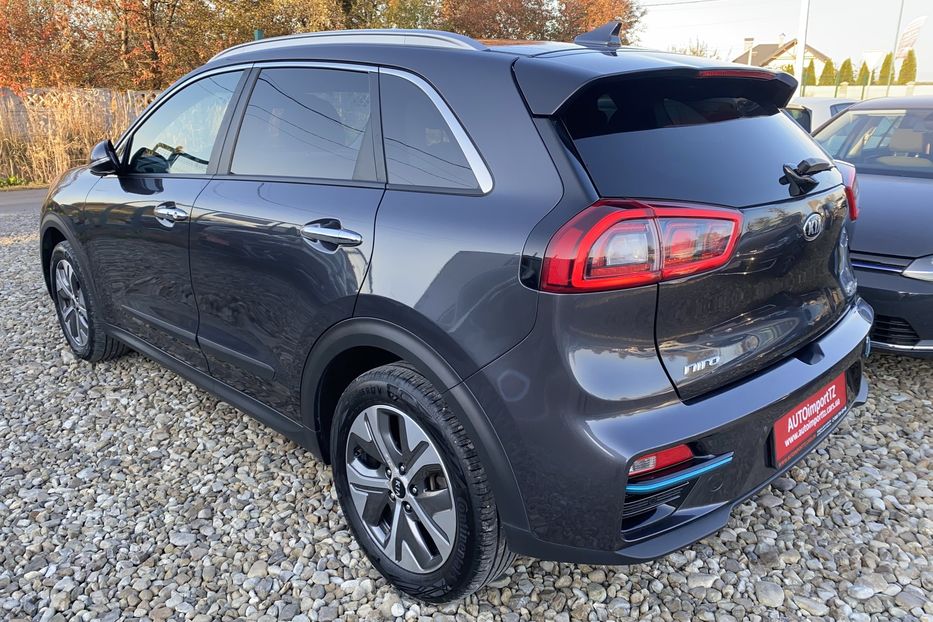 Продам Kia Niro 64kWh Комплектація Prestige 2019 года в Львове