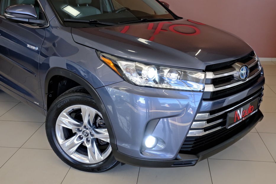 Продам Toyota Highlander Hybrid 2020 года в Одессе