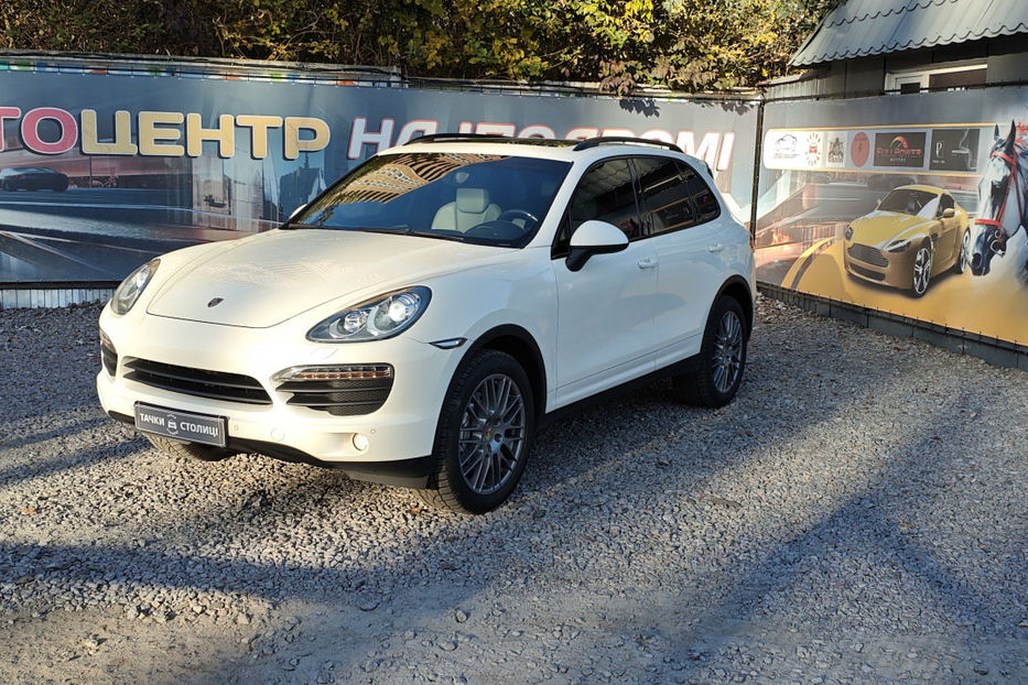 Продам Porsche Cayenne 2013 года в Киеве