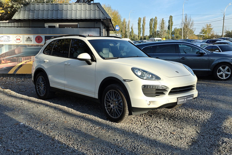 Продам Porsche Cayenne 2013 года в Киеве