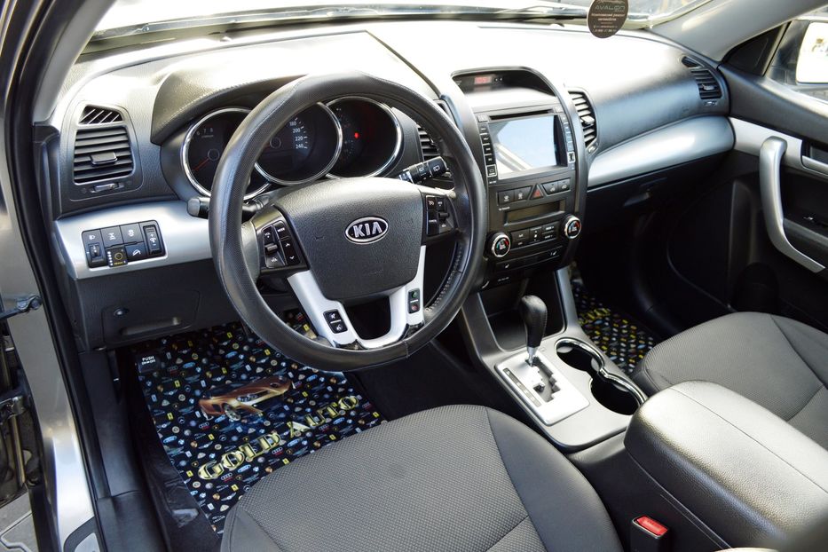 Продам Kia Sorento 2012 года в Одессе