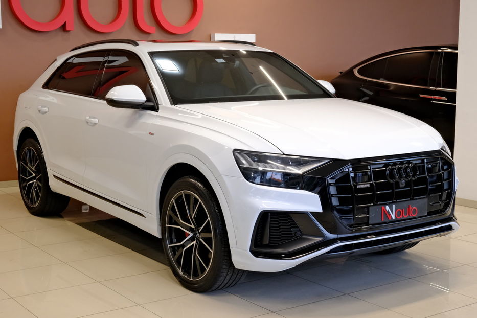 Продам Audi Q8 SLine  2021 года в Одессе