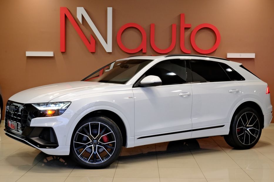 Продам Audi Q8 SLine  2021 года в Одессе