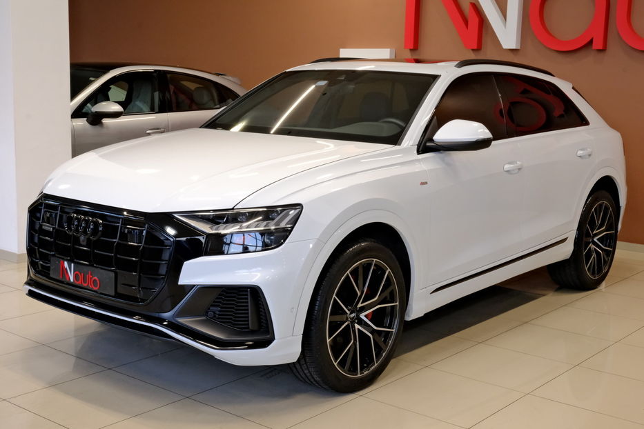 Продам Audi Q8 SLine  2021 года в Одессе