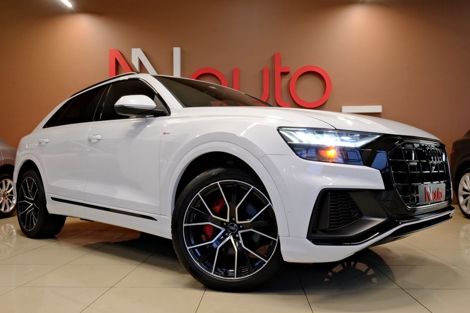 Продам Audi Q8 SLine  2021 года в Одессе