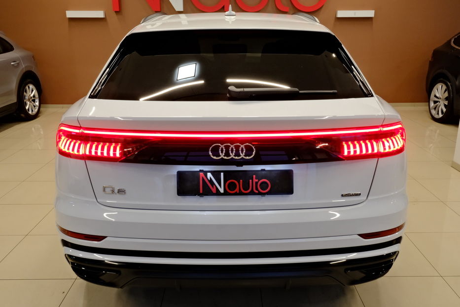 Продам Audi Q8 SLine  2021 года в Одессе