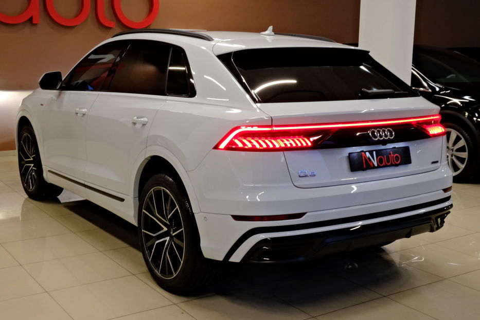 Продам Audi Q8 SLine  2021 года в Одессе