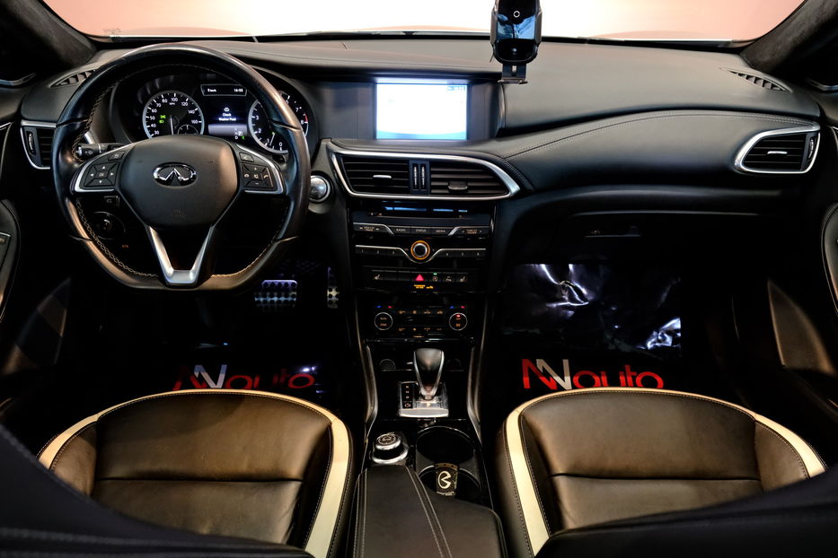 Продам Infiniti QX30 S 2018 года в Одессе