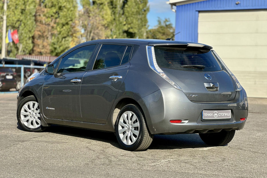 Продам Nissan Leaf 2015 года в Киеве