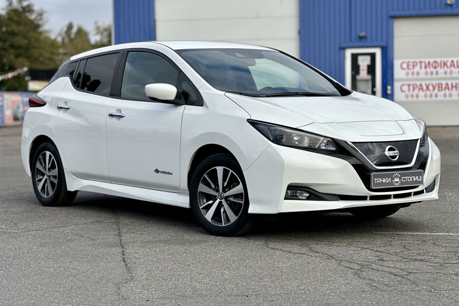 Продам Nissan Leaf 2018 года в Киеве