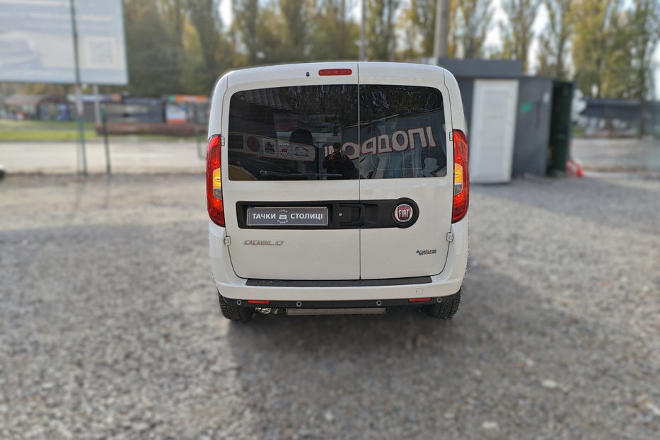 Продам Fiat Doblo пасс. 2018 года в Киеве