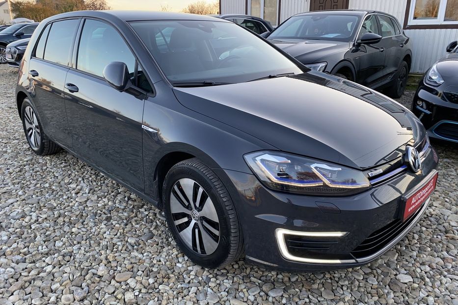 Продам Volkswagen e-Golf FullLED Dynaudio Безключовий 2019 года в Львове