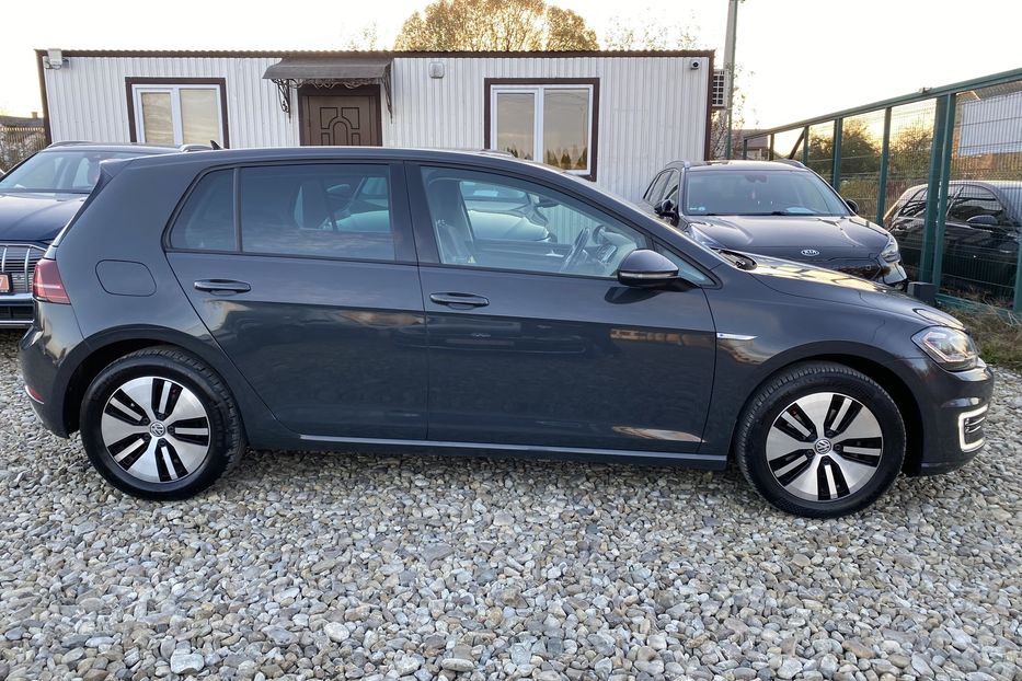 Продам Volkswagen e-Golf FullLED Dynaudio Безключовий 2019 года в Львове