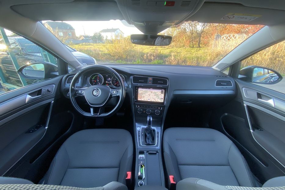 Продам Volkswagen e-Golf FullLED Dynaudio Безключовий 2019 года в Львове