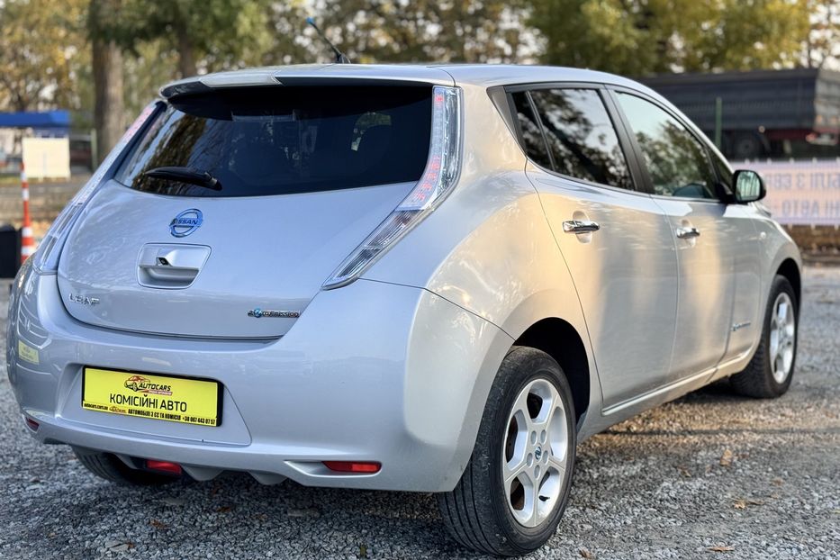 Продам Nissan Leaf 24kWH (KOMIS) 2011 года в г. Умань, Черкасская область