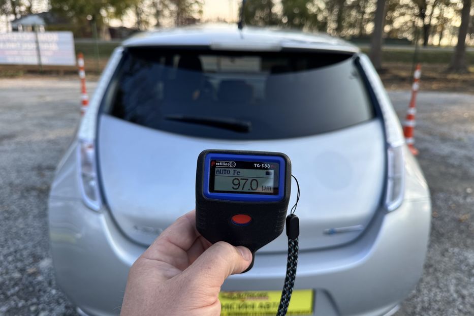 Продам Nissan Leaf 24kWH (KOMIS) 2011 года в г. Умань, Черкасская область