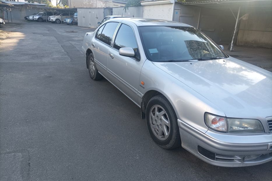 Продам Nissan Maxima максимал 1998 года в Одессе