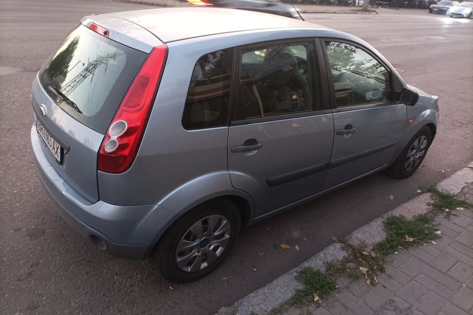 Продам Ford Fiesta офицал 2006 года в Одессе