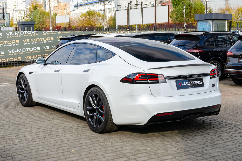 Продам Tesla Model S Plaid 2023 года в Киеве