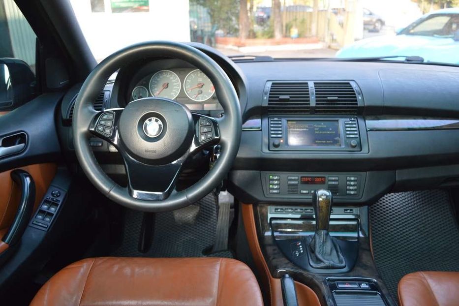 Продам BMW X5 4.8 is Official 2005 года в Одессе