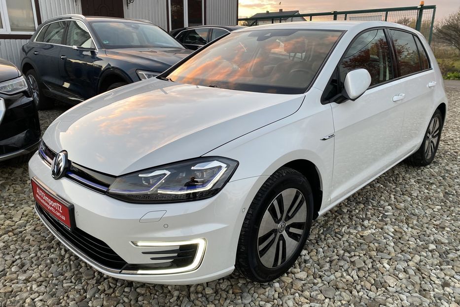 Продам Volkswagen e-Golf КамераСліпізониКруїзDynaudio 2019 года в Львове