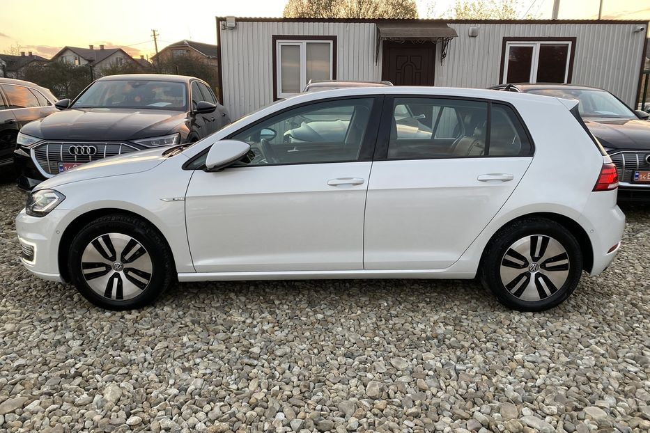 Продам Volkswagen e-Golf КамераСліпізониКруїзDynaudio 2019 года в Львове