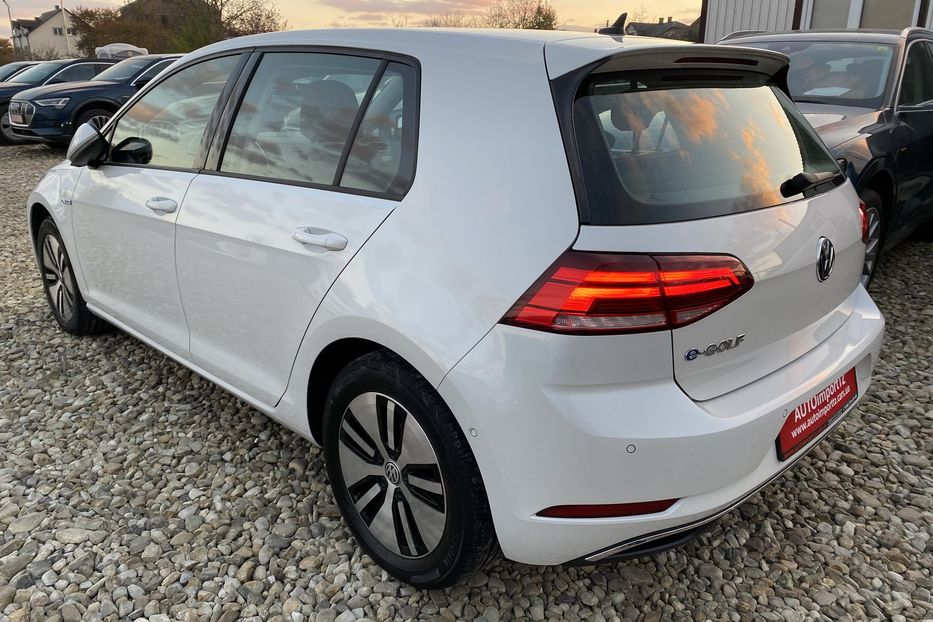 Продам Volkswagen e-Golf КамераСліпізониКруїзDynaudio 2019 года в Львове