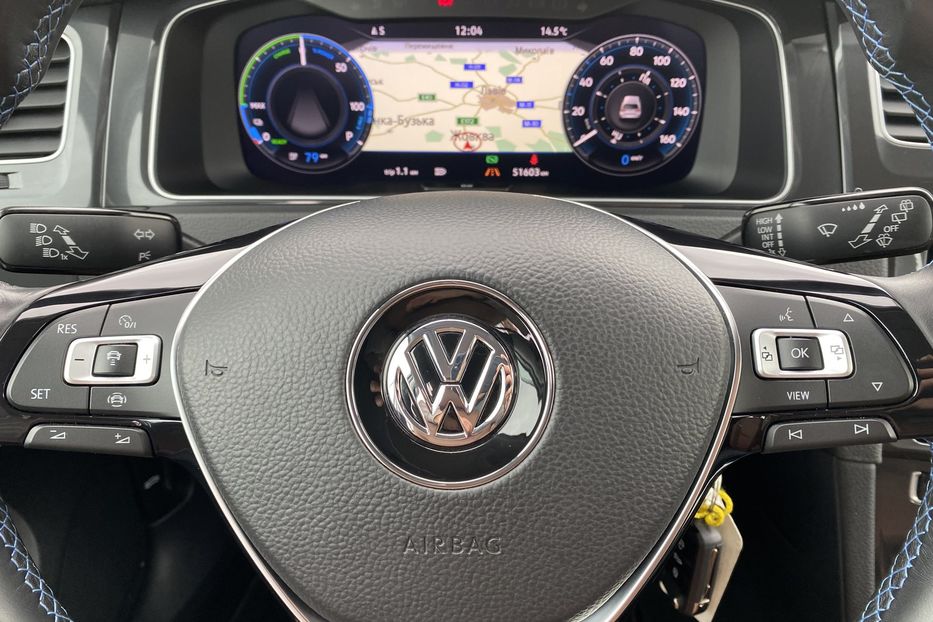 Продам Volkswagen e-Golf КамераСліпізониКруїзDynaudio 2019 года в Львове