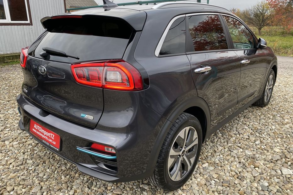 Продам Kia Niro Макс. комплектація Prestige 2019 года в Львове