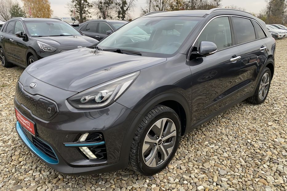 Продам Kia Niro Макс. комплектація Prestige 2019 года в Львове