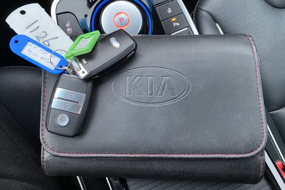 Продам Kia Niro Макс. комплектація Prestige 2019 года в Львове