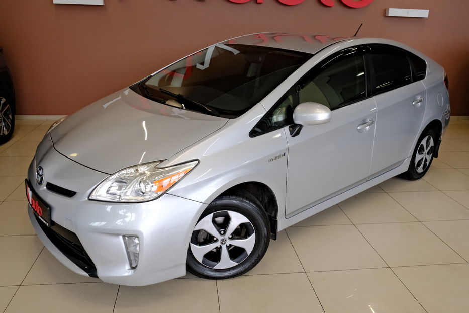 Продам Toyota Prius 2016 года в Одессе