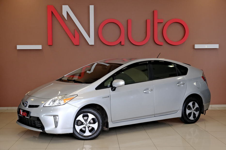 Продам Toyota Prius 2016 года в Одессе