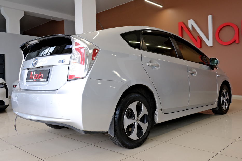 Продам Toyota Prius 2016 года в Одессе