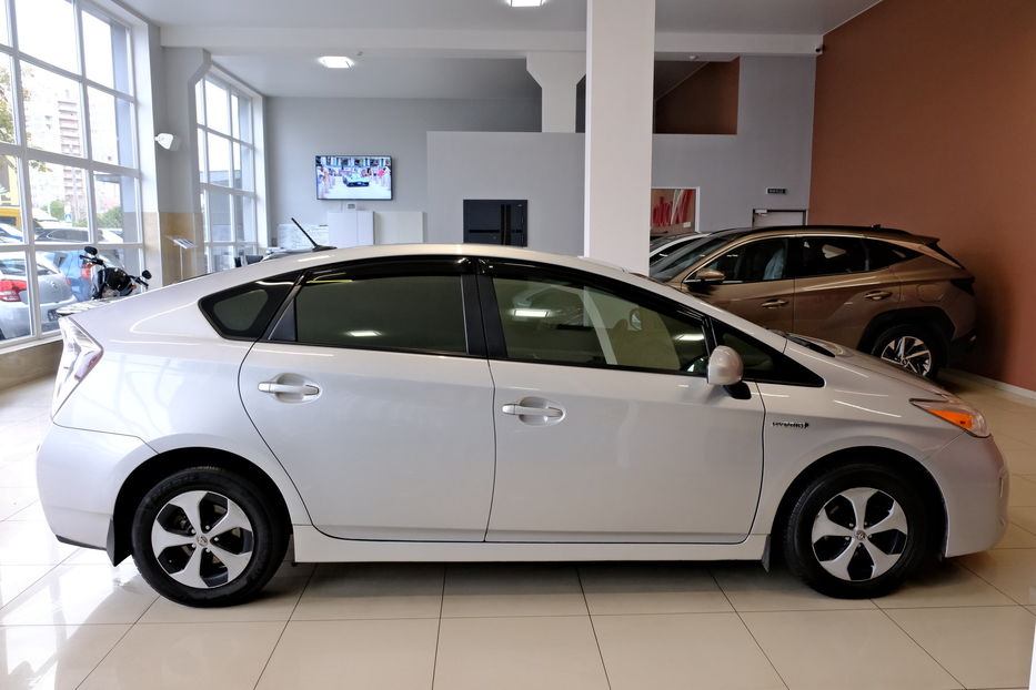 Продам Toyota Prius 2016 года в Одессе