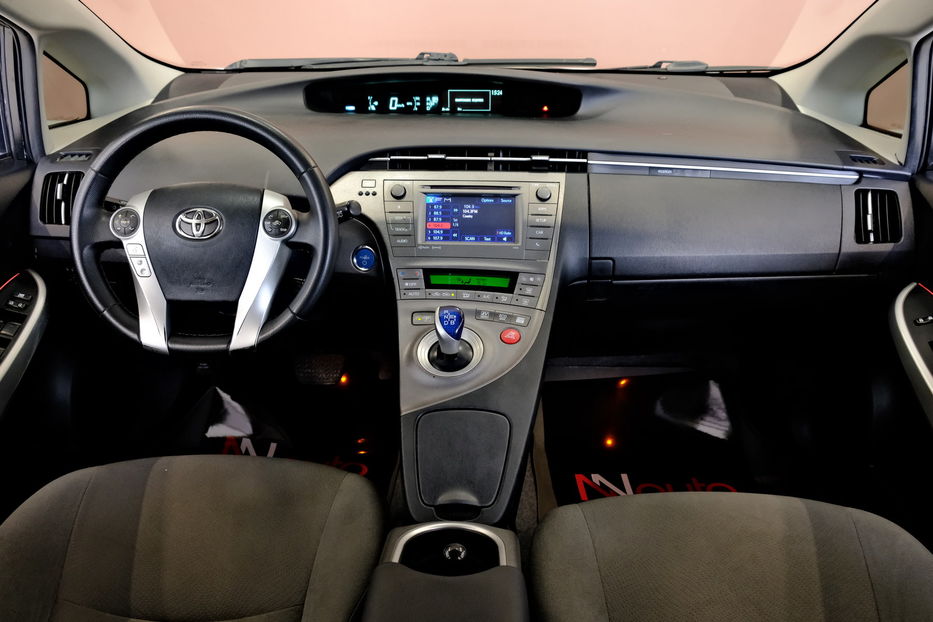 Продам Toyota Prius 2016 года в Одессе