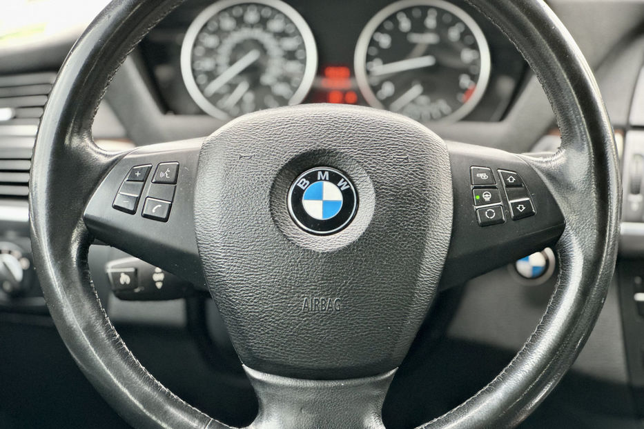 Продам BMW X5 2011 года в Киеве