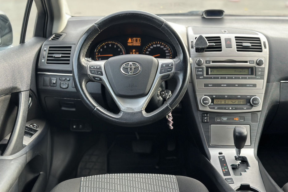 Продам Toyota Avensis 2011 года в Киеве