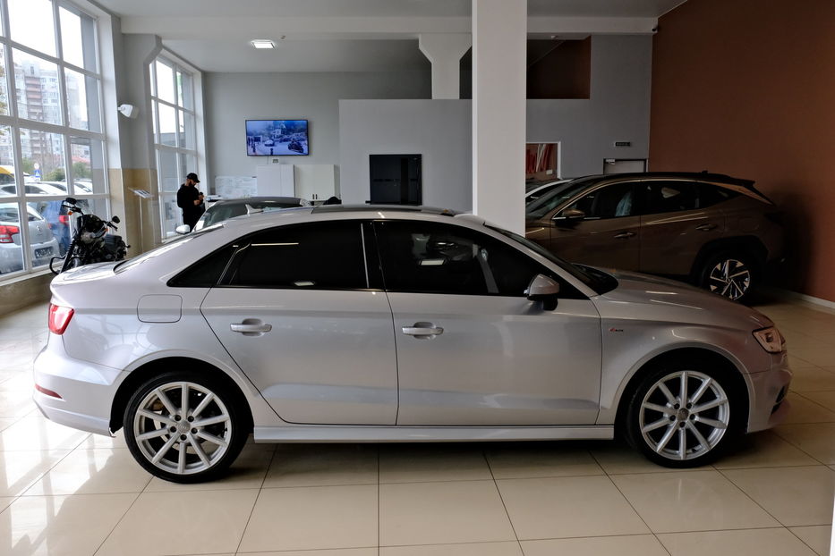 Продам Audi A3 2017 года в Одессе