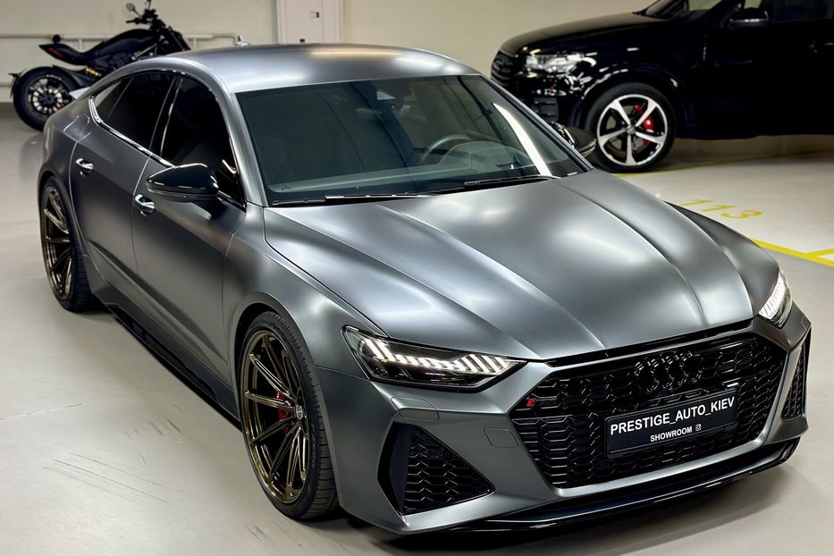 Продам Audi RS7 2021 года в Киеве