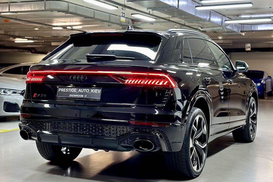 Продам Audi RS Q8 2023 года в Киеве