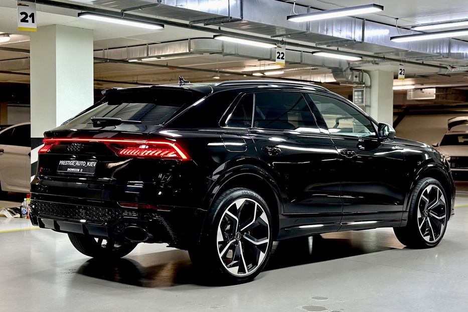 Продам Audi RS Q8 2023 года в Киеве