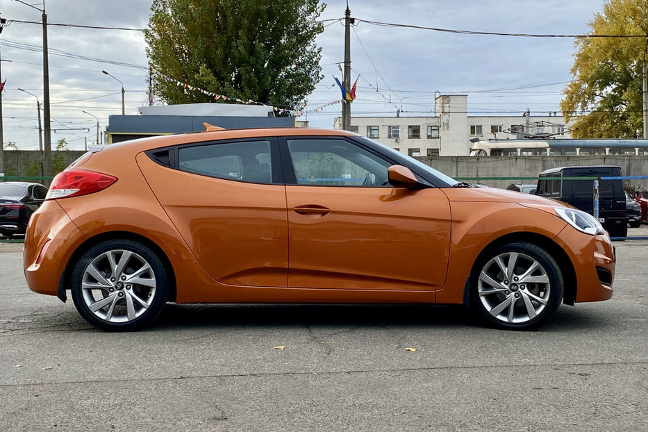 Продам Hyundai Veloster 2016 года в Киеве