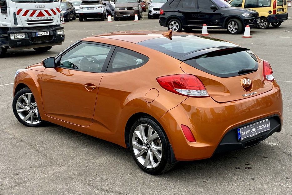 Продам Hyundai Veloster 2016 года в Киеве