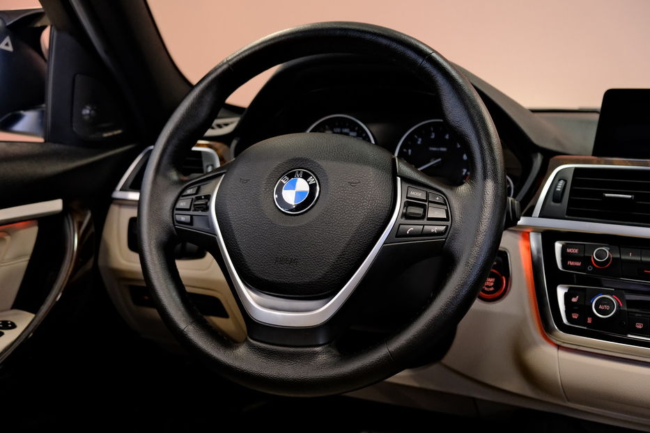 Продам BMW 328 2016 года в Одессе