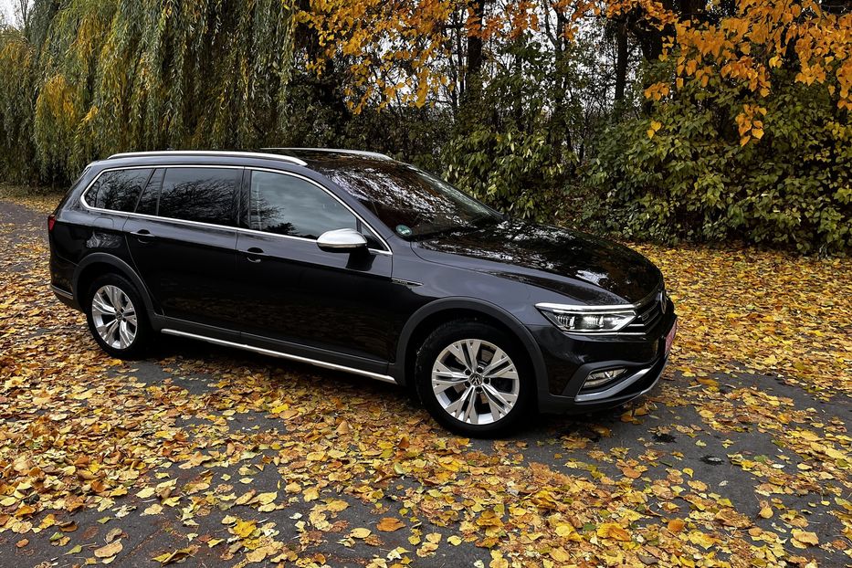 Продам Volkswagen Passat Alltrack 2021 года в Житомире