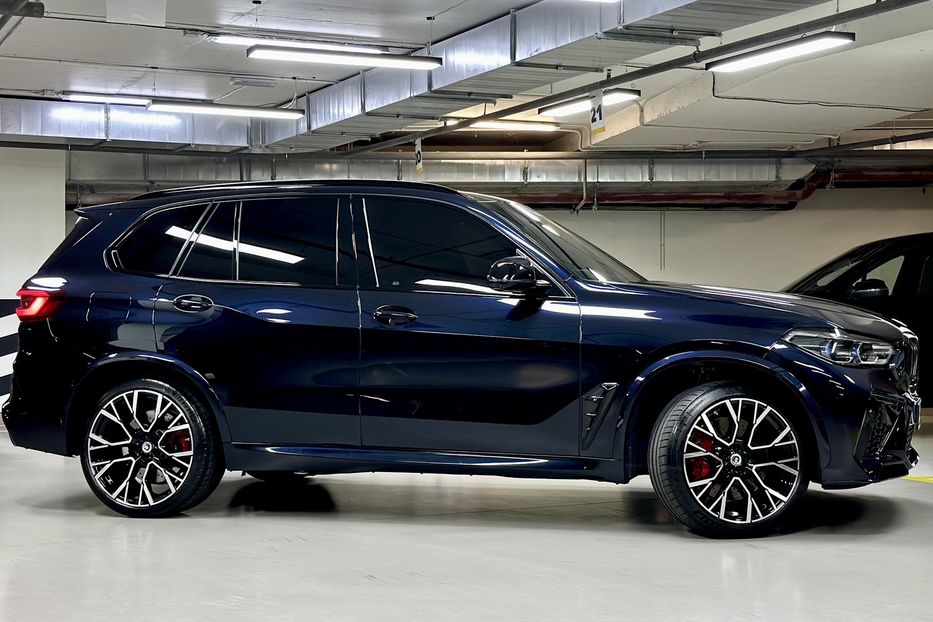 Продам BMW X5 M Competition 2022 года в Киеве