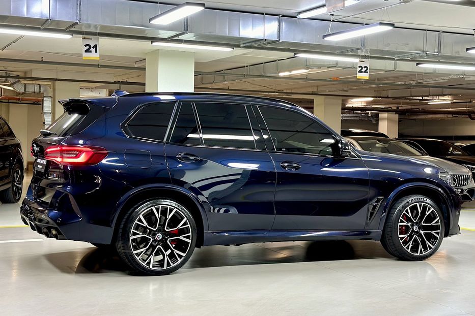 Продам BMW X5 M Competition 2022 года в Киеве