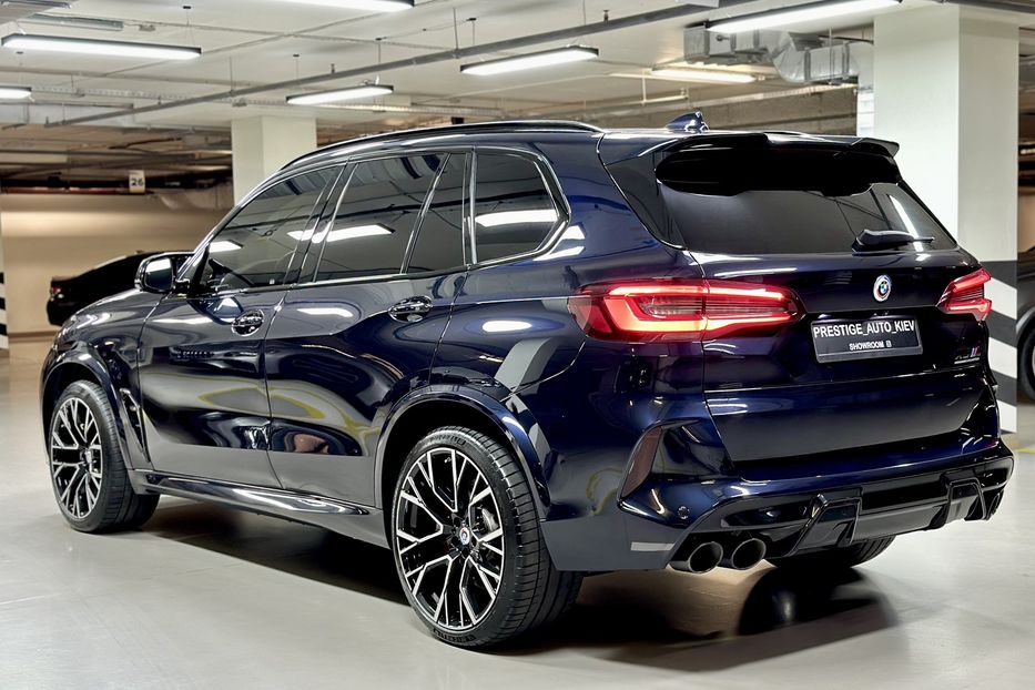 Продам BMW X5 M Competition 2022 года в Киеве